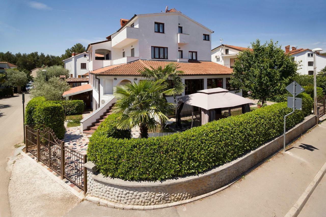Gasthuis Aida In * Istrien Poreč